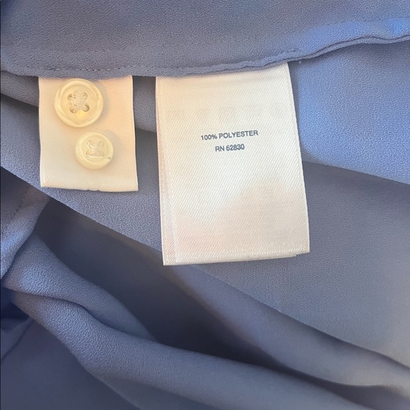 Lands’ End Outfitters women’s rolled sleeve soft blouse in true blue 4 EUC - Picture 7 of 7